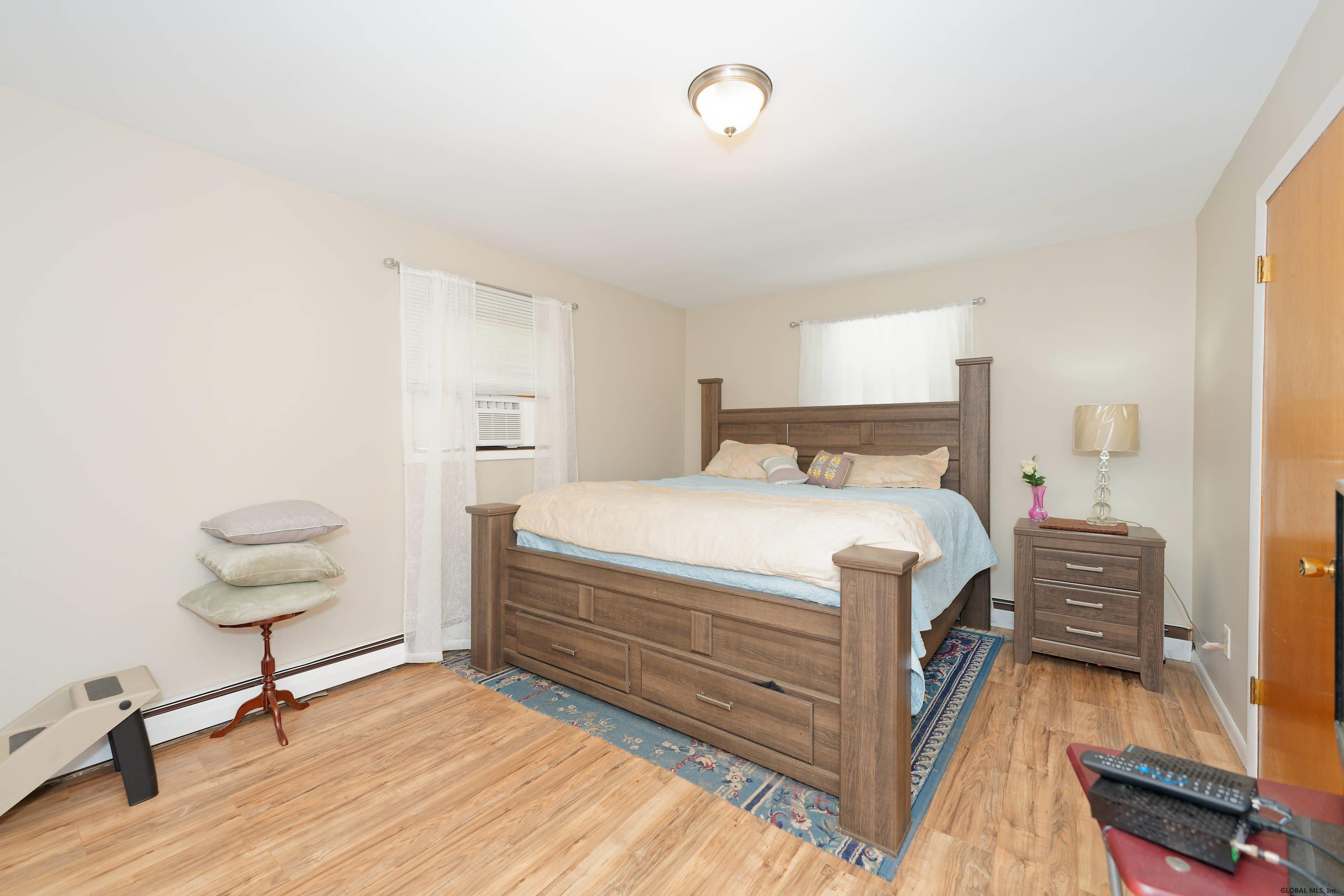 511 Chadwick Road Schenectady, NY 12304 - Photo 20 of 34 Photo 21