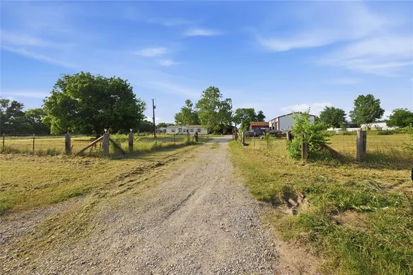 $325,000 | 2449 East Fm 120, Denison, TX 75021