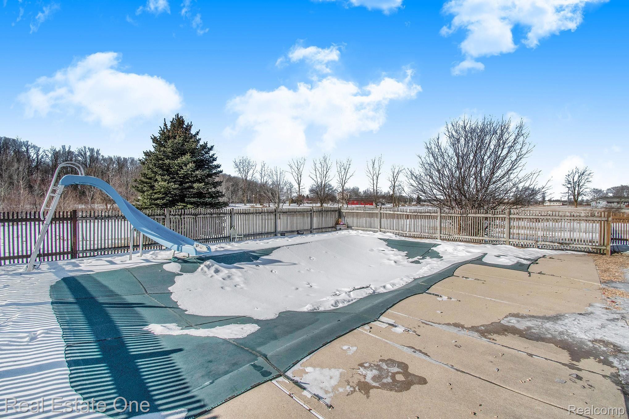 487 Miller Road Allenton, MI 48002 - Photo 30 of 38 220214 10.00am Arnold 487 Miller Road_44