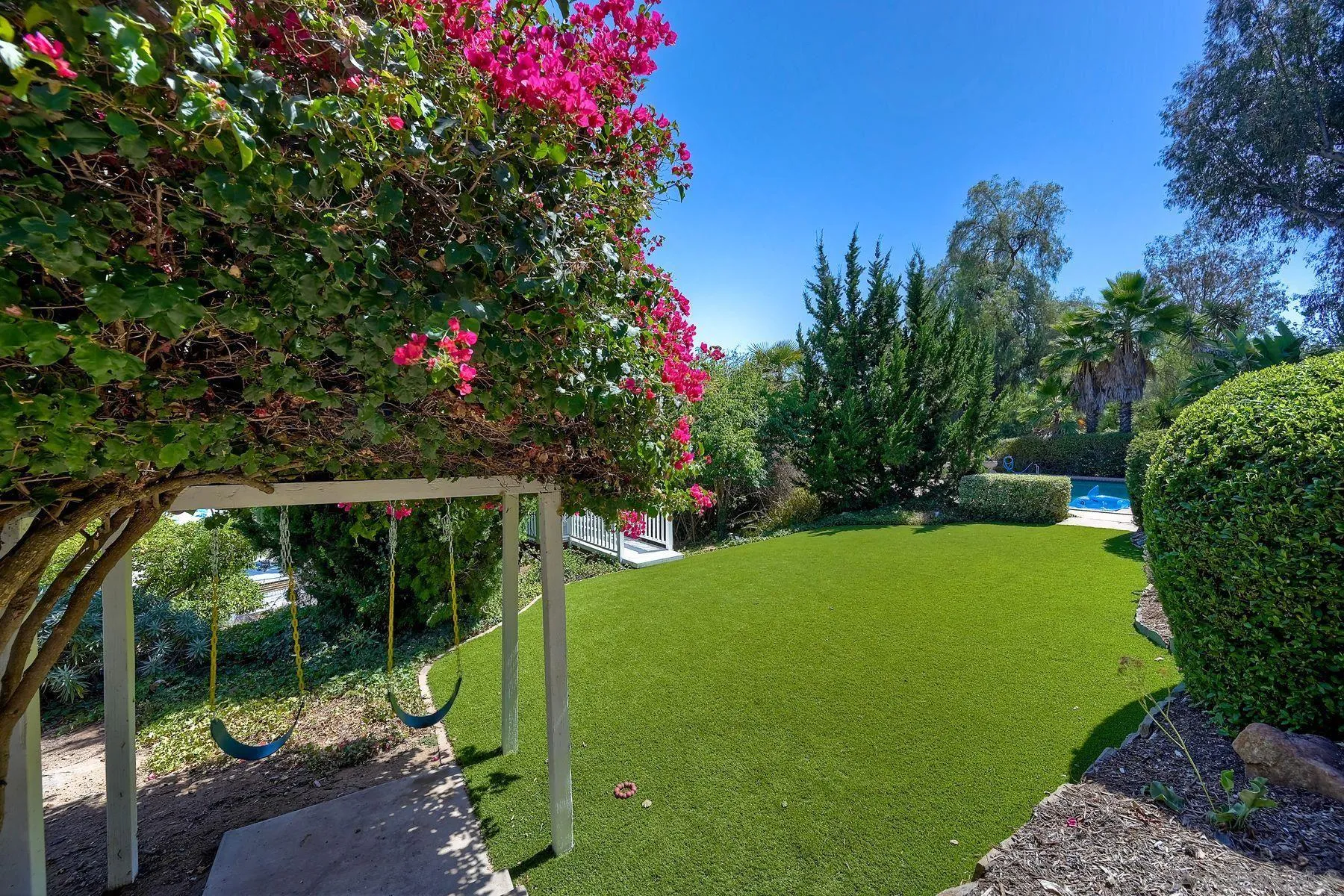 1419 Rimrock Drive Escondido, CA 92027 - Photo 40 of 47 Nice flat space with artificial grass.