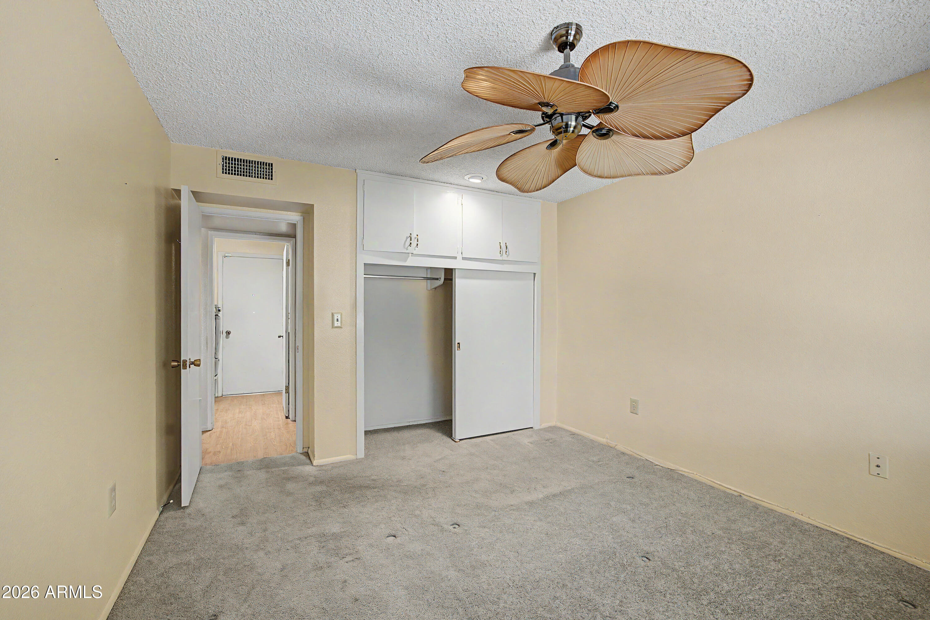 10415 West Ridgeview Road Sun City, AZ 85351 - Photo 19 of 30 Guest Bedroom 2 ilt-In