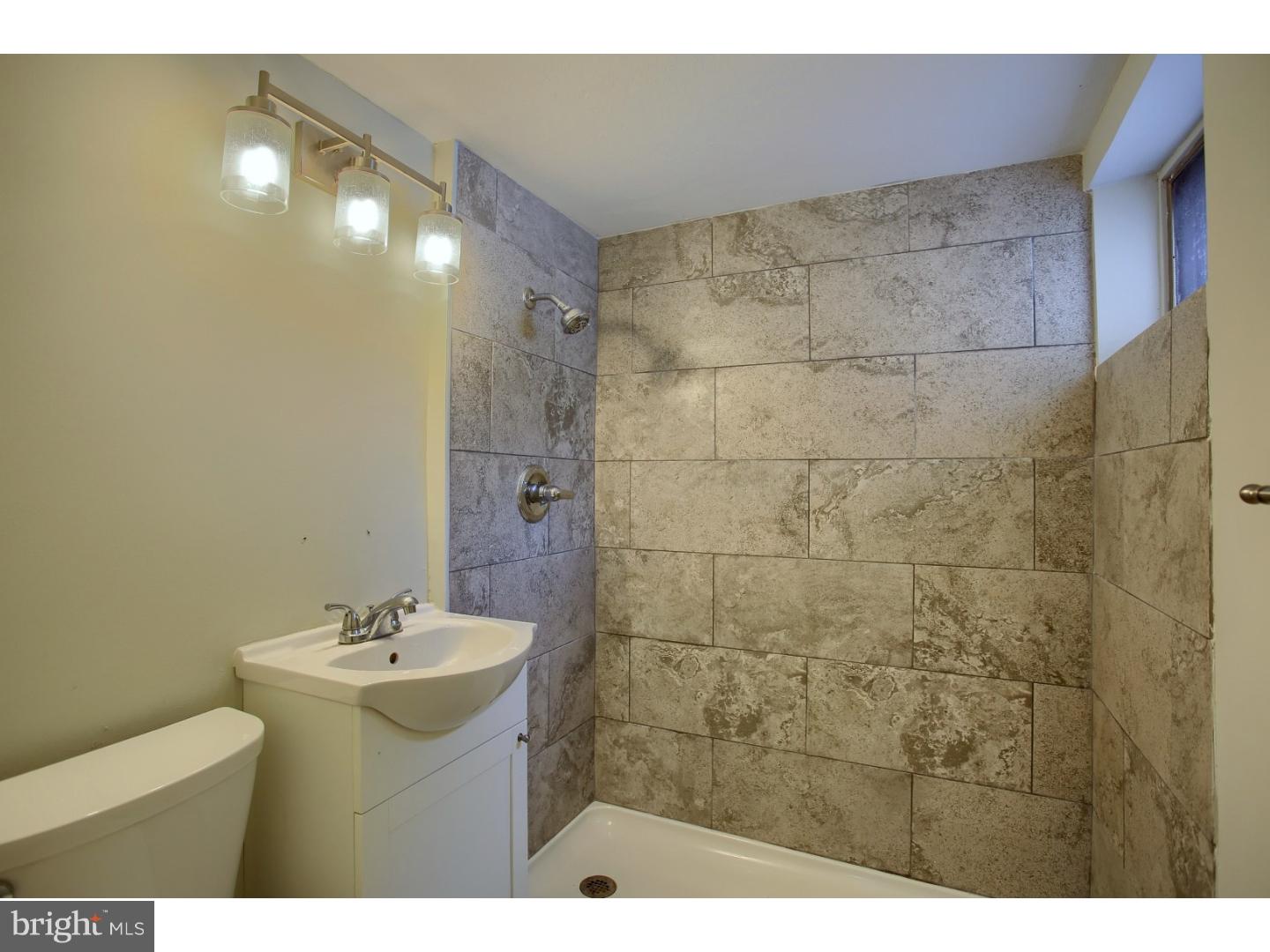 3110 Pricetown Road Temple, PA 19560 - Photo 11 of 25 Bathroom