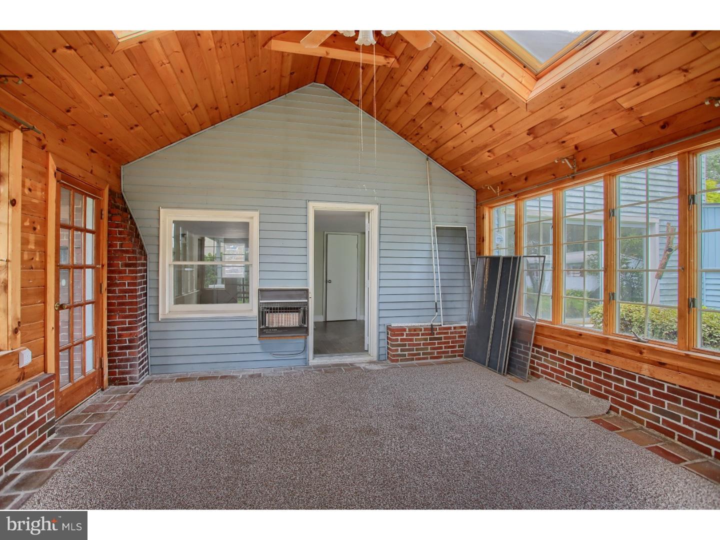 3110 Pricetown Road Temple, PA 19560 - Photo 10 of 25 Sun Room