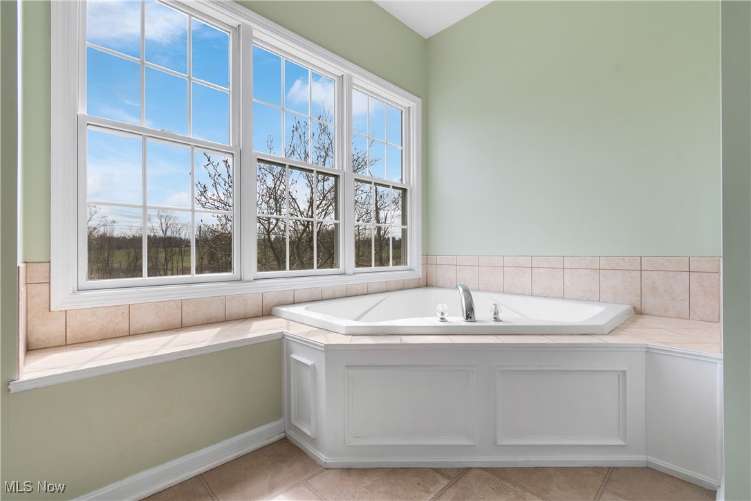 353 Granger Road Medina, OH 44256 - Photo 17 of 40 Gallery Image 17