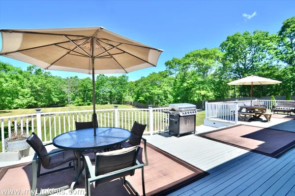 $2,395,000 | 69 Whalers Walk, Edgartown, MA 02539
