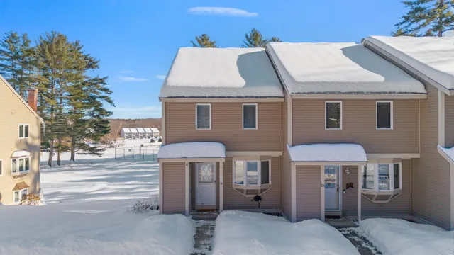 $2,000 | 21 Village West Drive, Unit 14, Alexandria, NH 03222