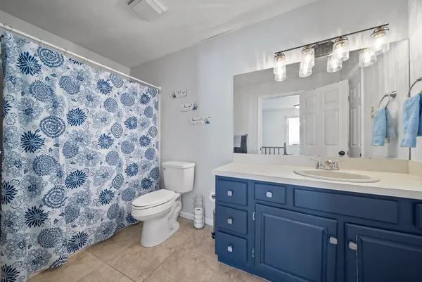 $2,000 | 21 Village West Drive, Unit 14, Alexandria, NH 03222