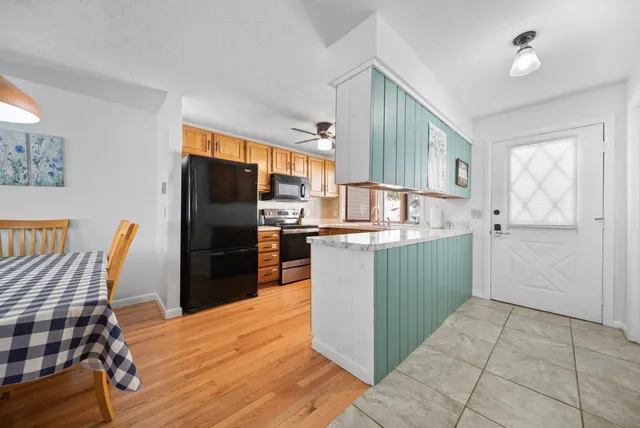 $2,000 | 21 Village West Drive, Unit 14, Alexandria, NH 03222