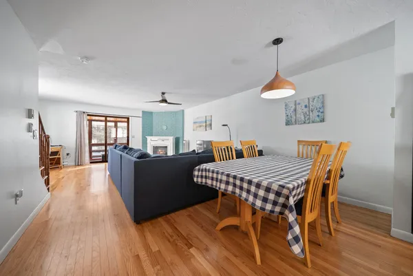 $2,000 | 21 Village West Drive, Unit 14, Alexandria, NH 03222