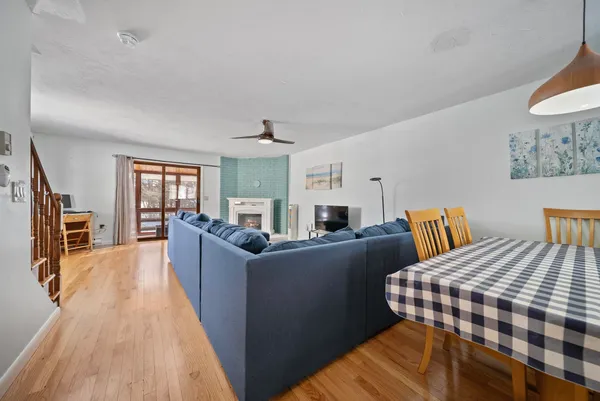 $2,000 | 21 Village West Drive, Unit 14, Alexandria, NH 03222