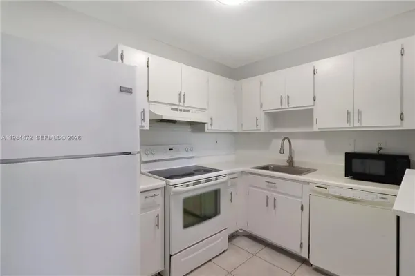 $300,000 | 13371 Southwest 17th Lane, Unit 28, Miami, FL 33175