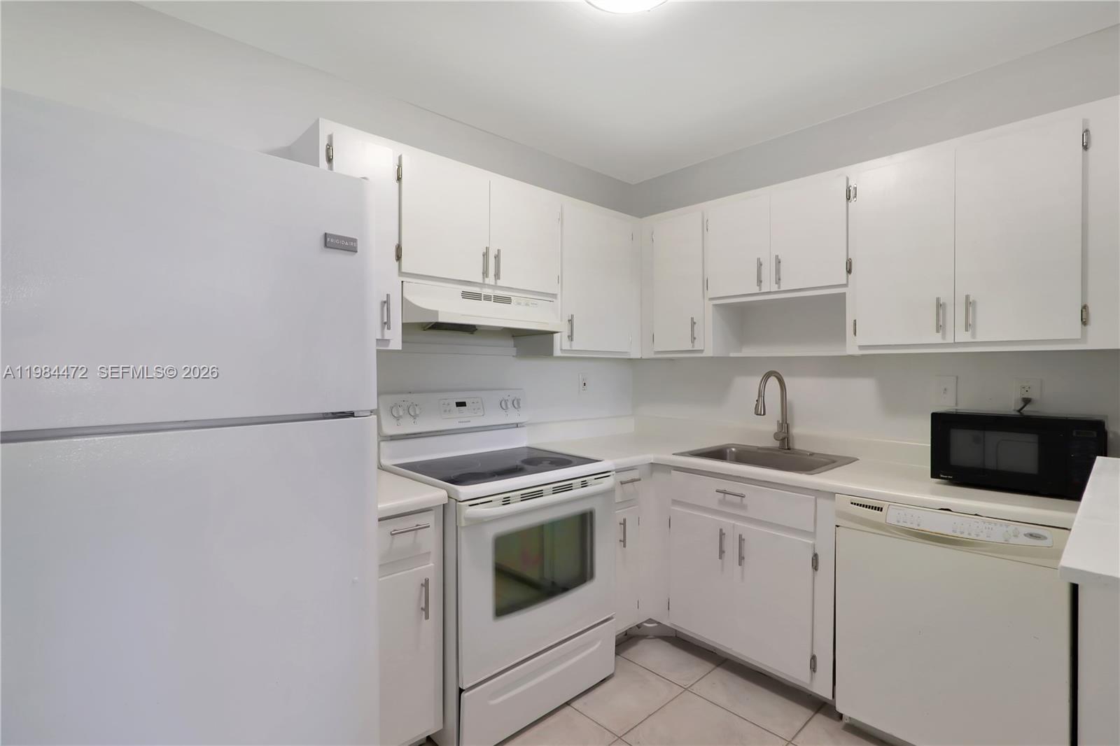 13371 Southwest 17th Lane, Unit 28 Miami, FL 33175 - Photo 7 of 22