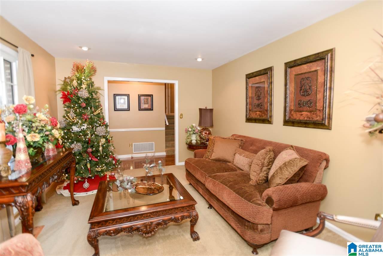 1233 Old Oak Road Birmingham, AL 35235 - Photo 8 of 44