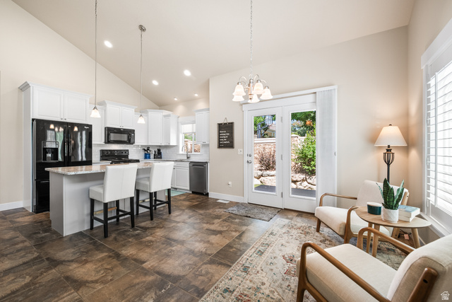 7877 Farm Wood Lane Midvale, UT 84047 - Photo 8 of 39