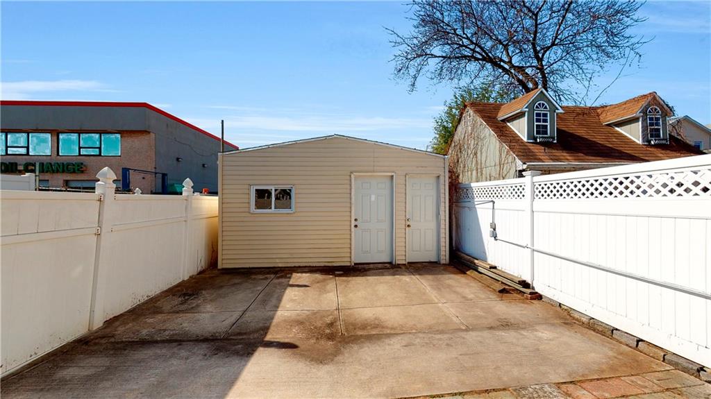 9148 Gold Road Queens, NY 11417 - Photo 14 of 15 Gallery Image 14