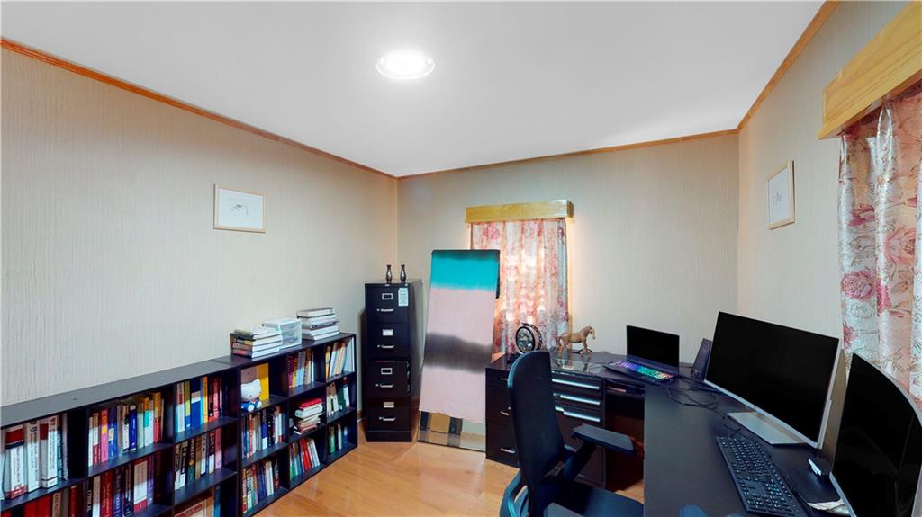 9148 Gold Road Queens, NY 11417 - Photo 8 of 15 Gallery Image 8