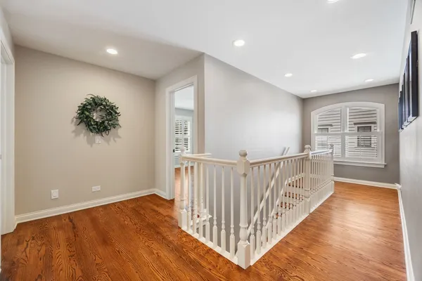 $7,500 | 735 West 8th Street, Hinsdale, IL 60521