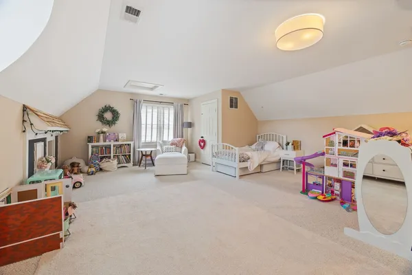 $7,500 | 735 West 8th Street, Hinsdale, IL 60521