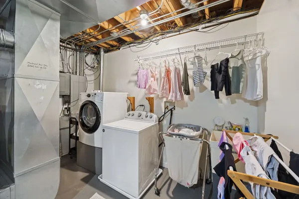 $7,500 | 735 West 8th Street, Hinsdale, IL 60521