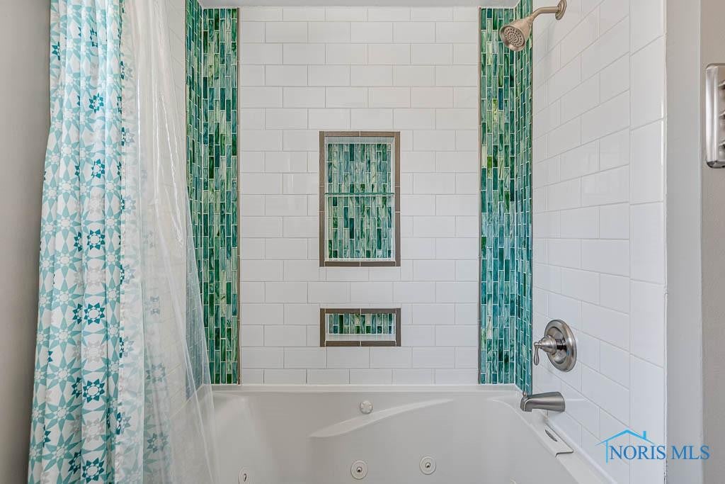 6039 Pebblestone Road Sylvania, OH 43560 - Photo 25 of 46 Gallery Image 25