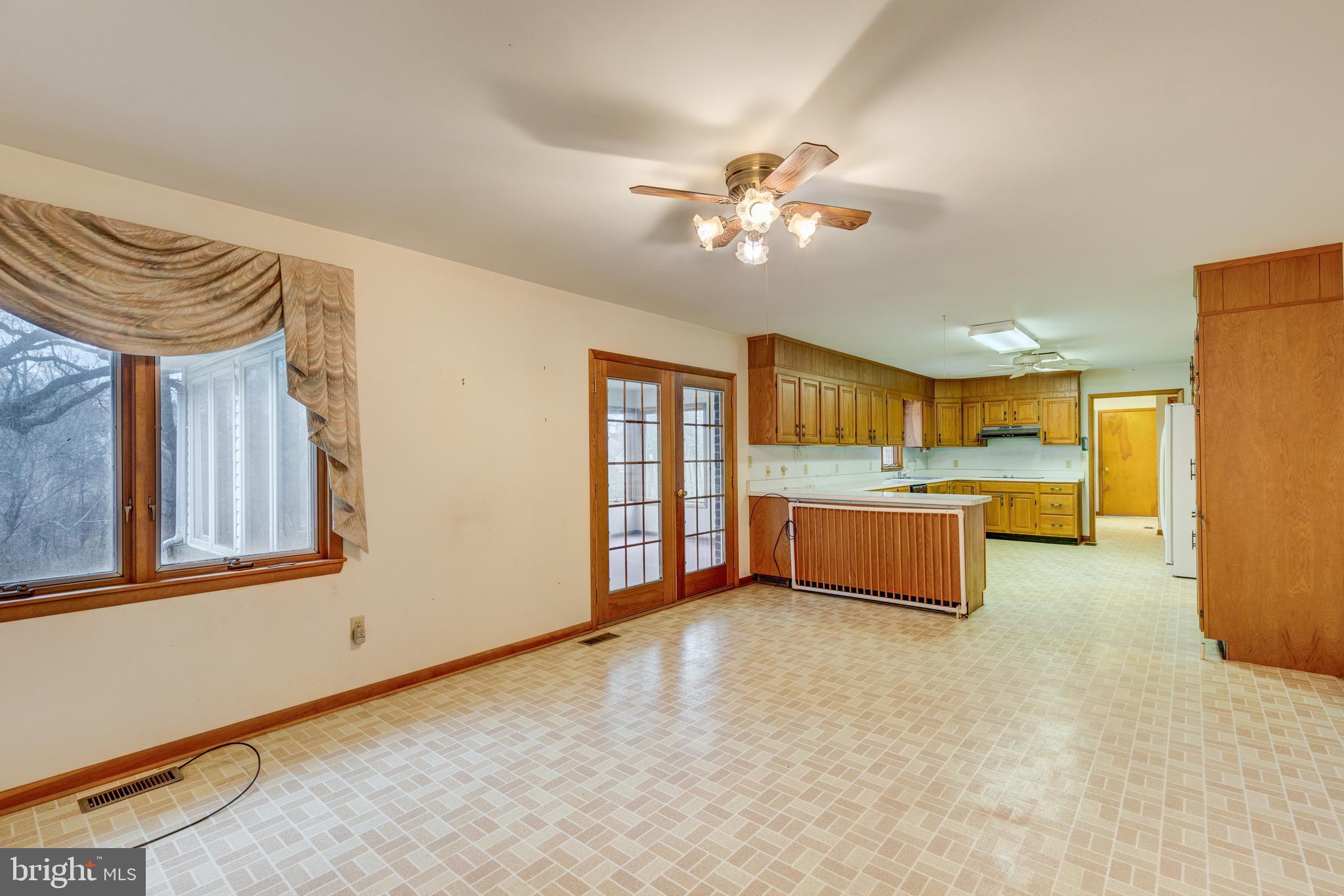 705 Poole Road Westminster, MD 21157 - Photo 11 of 41 Gallery Image 11