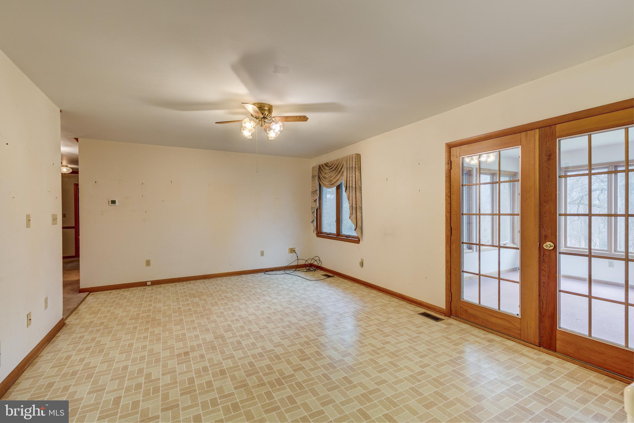 705 Poole Road Westminster, MD 21157 - Photo 12 of 41 Gallery Image 12