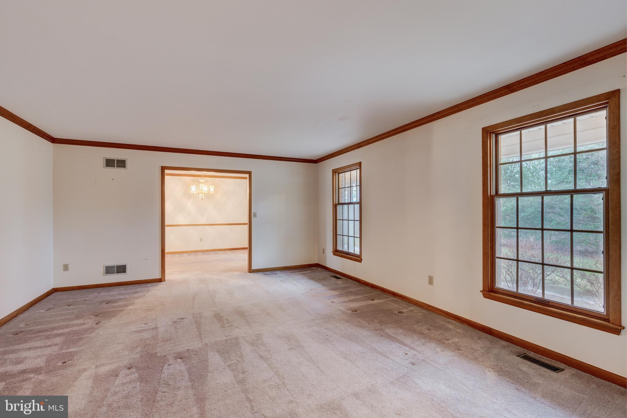 705 Poole Road Westminster, MD 21157 - Photo 7 of 41 Gallery Image 7