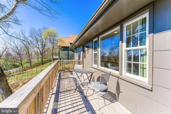 $375,000 | 70 Arrowood Road, Linden, VA 22642