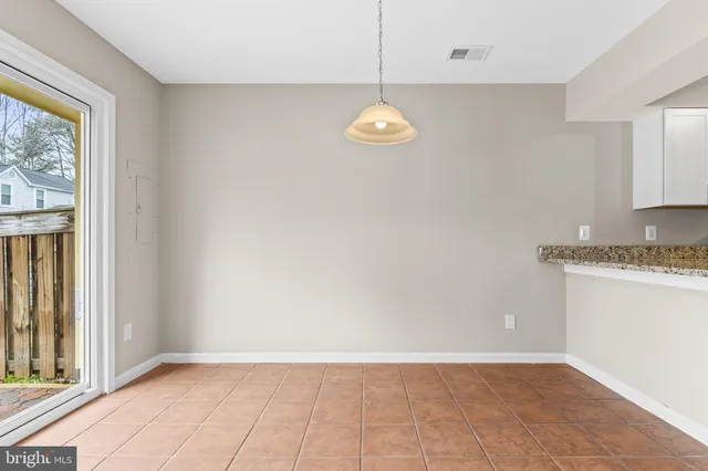 $2,100 | 46359 Columbus Drive, Unit 608, Lexington Park, MD 20653