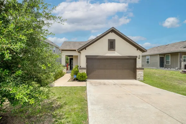 $1,900 | 224 Eves Necklace Dr., Buda, TX 78610
