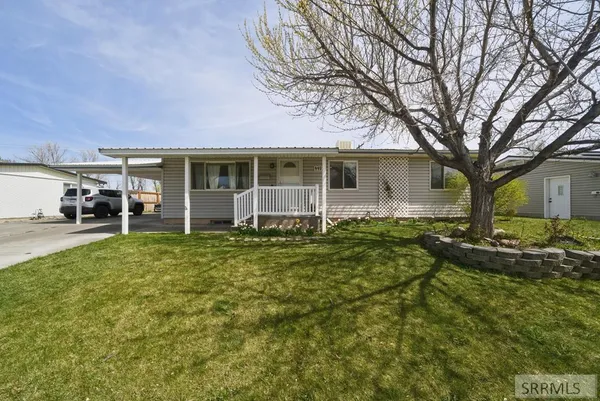 $350,000 | 449 Edwards Avenue, Shelley, ID 83274