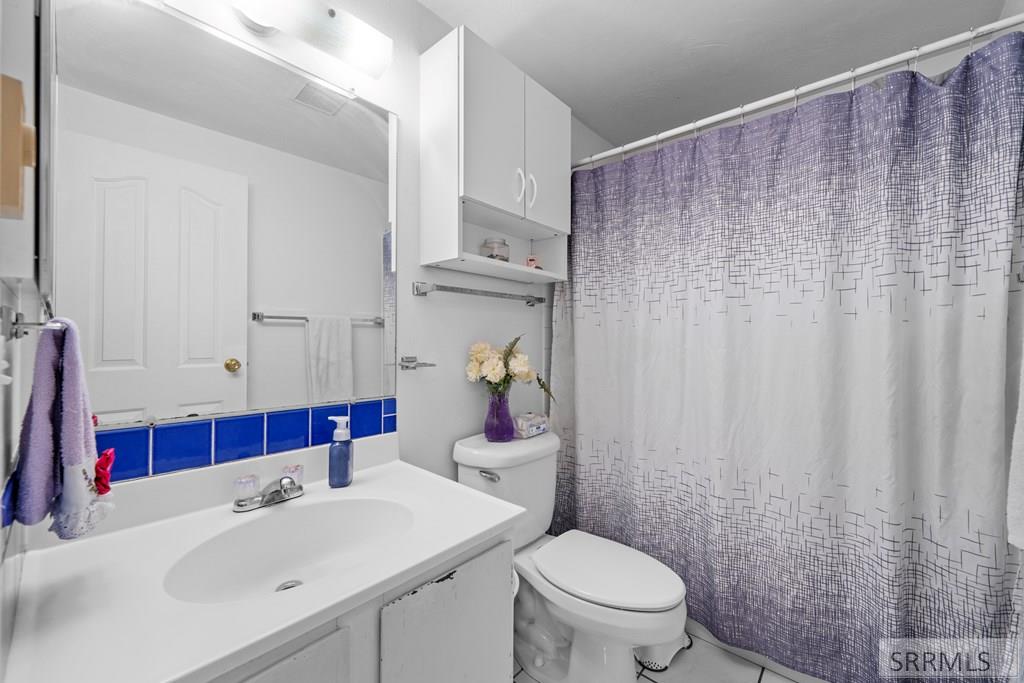 449 Edwards Avenue Shelley, ID 83274 - Photo 12 of 38