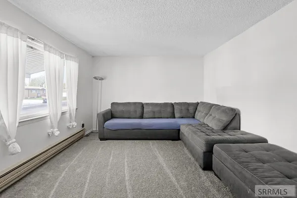 $350,000 | 449 Edwards Avenue, Shelley, ID 83274