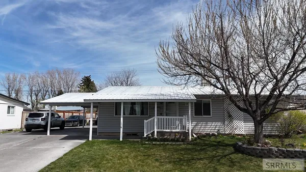 $350,000 | 449 Edwards Avenue, Shelley, ID 83274