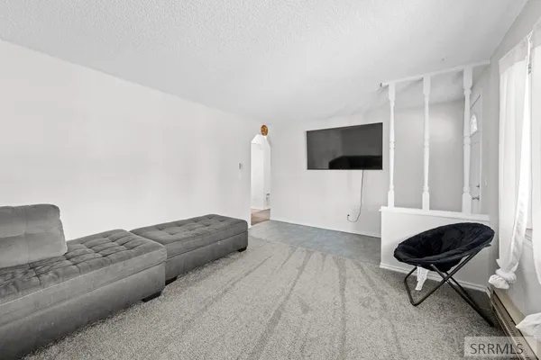 $350,000 | 449 Edwards Avenue, Shelley, ID 83274