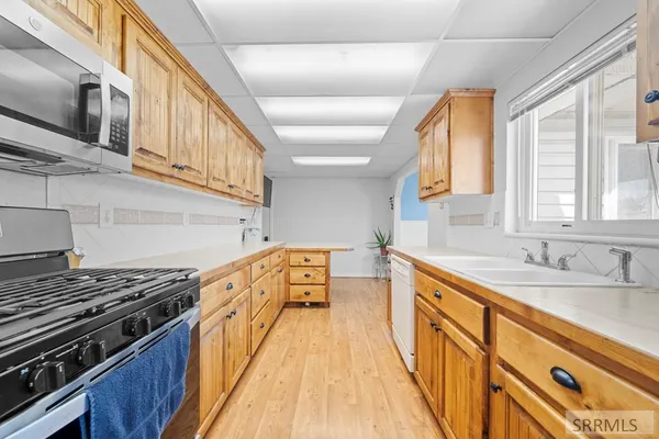 $350,000 | 449 Edwards Avenue, Shelley, ID 83274