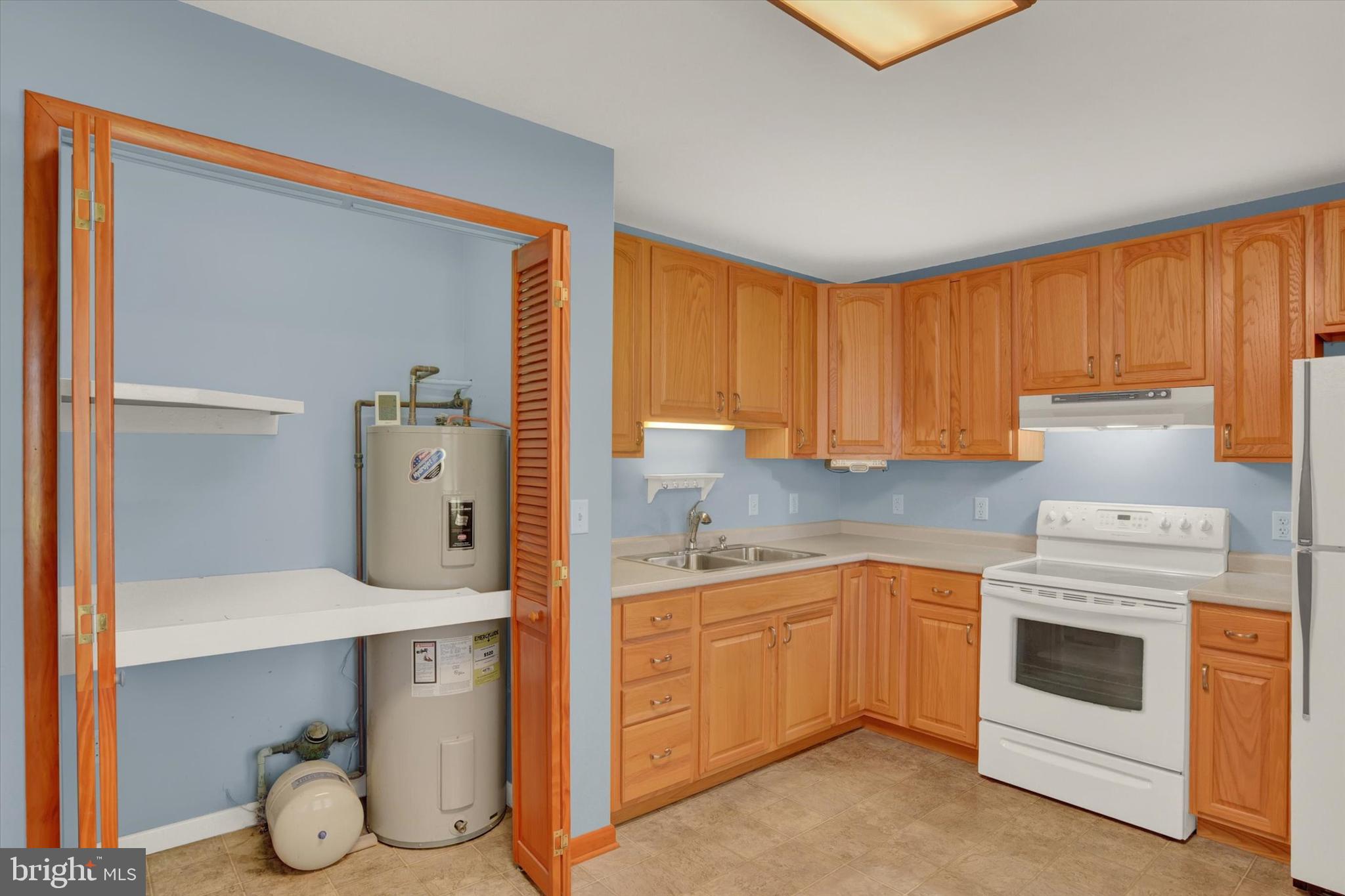 118 South 22nd Street Lebanon, PA 17042 - Photo 10 of 27 a kitchen with a sink cabinets and appliances