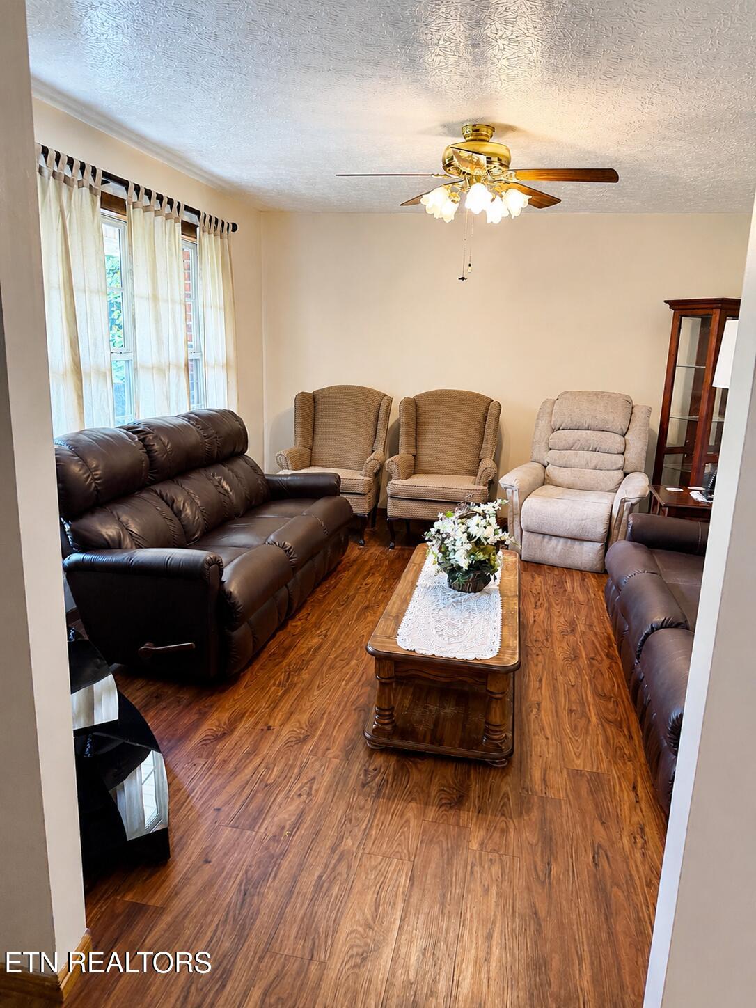 7914 Brimstone Road Robbins, TN 37852 - Photo 15 of 57 2f4f0819-31f8-4f91-ac8e-3873b33e17e6