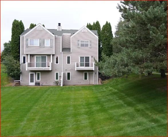 $234,900 | 4199 Knob Circle, Unit 102, Eagan, MN 55122