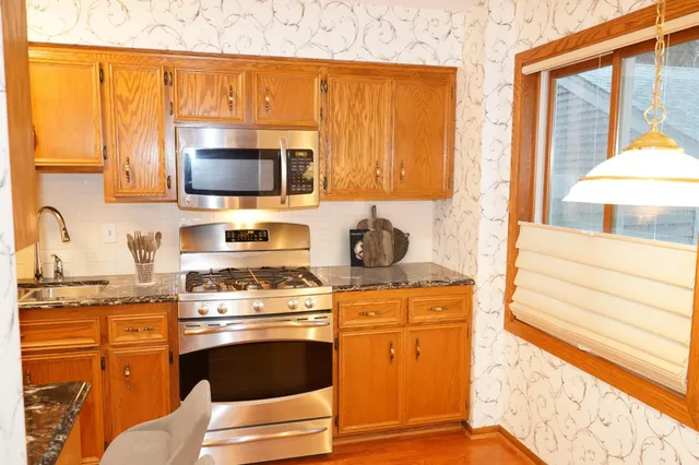 $234,900 | 4199 Knob Circle, Unit 102, Eagan, MN 55122