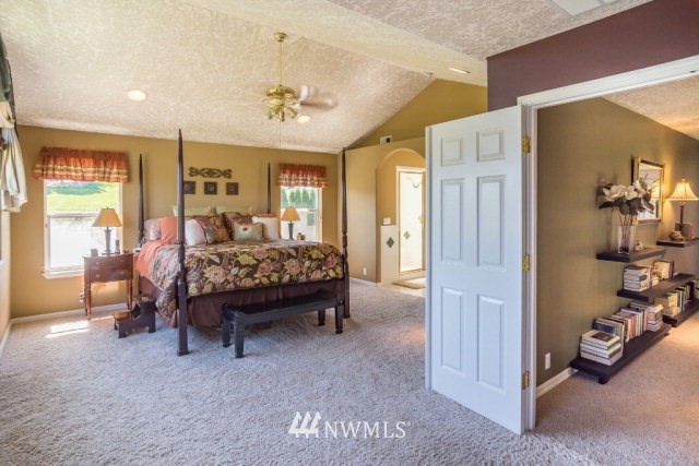 1566 Wheatcrest Road Walla Walla, WA 99362 - Photo 22 of 40 Gallery Image 22