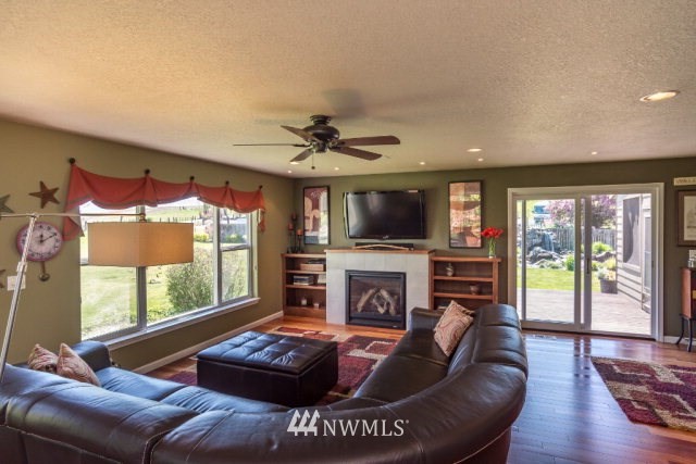 1566 Wheatcrest Road Walla Walla, WA 99362 - Photo 8 of 40 Gallery Image 8