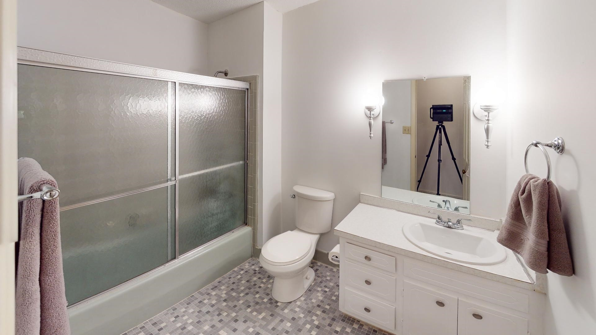 1422 Pineview Drive Raleigh, NC 27606 - Photo 14 of 23 Photo 14