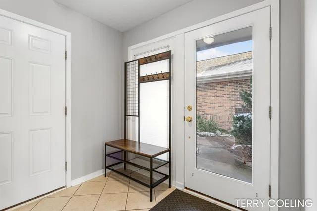 $334,900 | 2868 Grand Isle Drive Northeast, Belmont, MI 49306