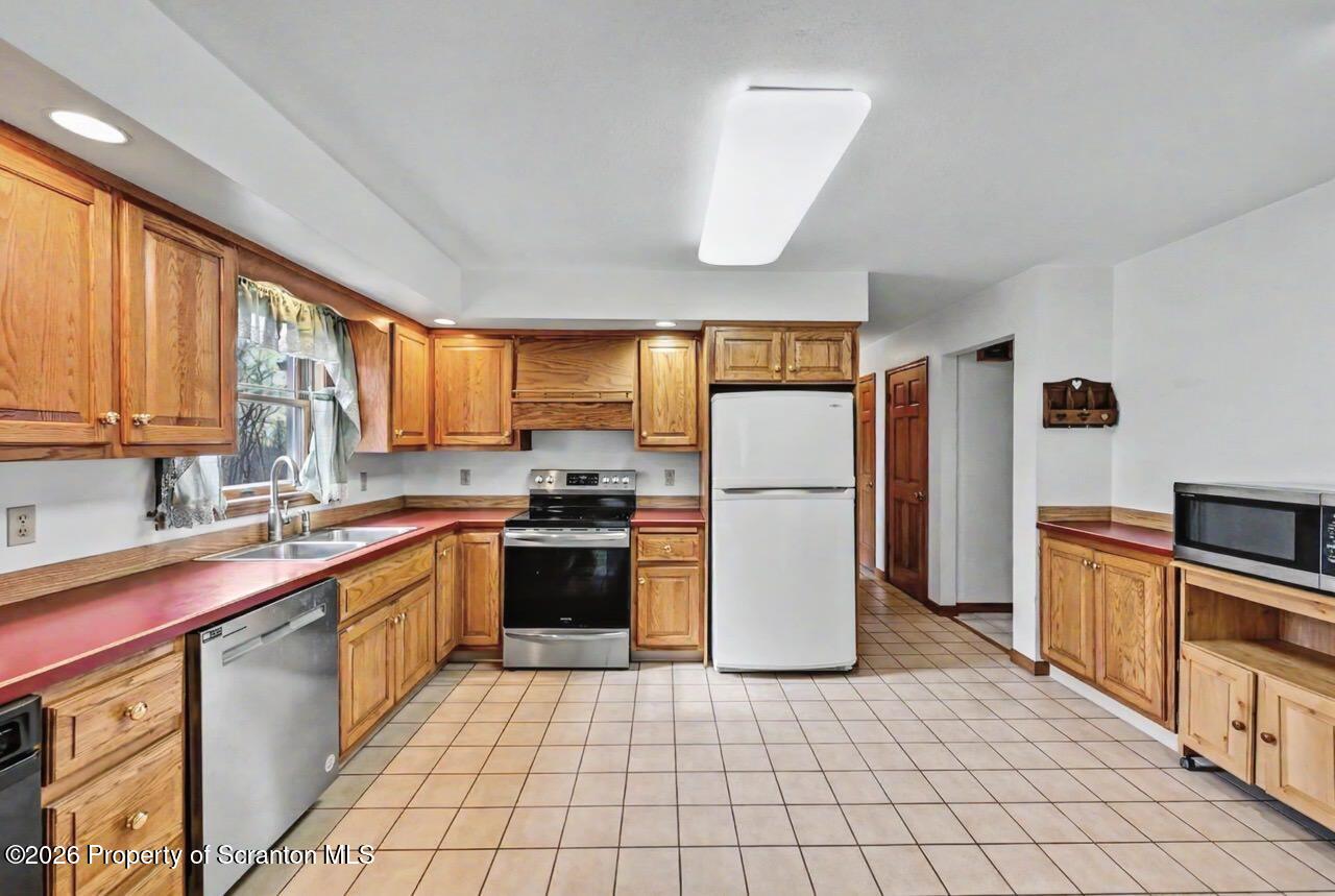 1240 Charles Road Lake Ariel, PA 18436 - Photo 17 of 74 1240 Charles Rd 17