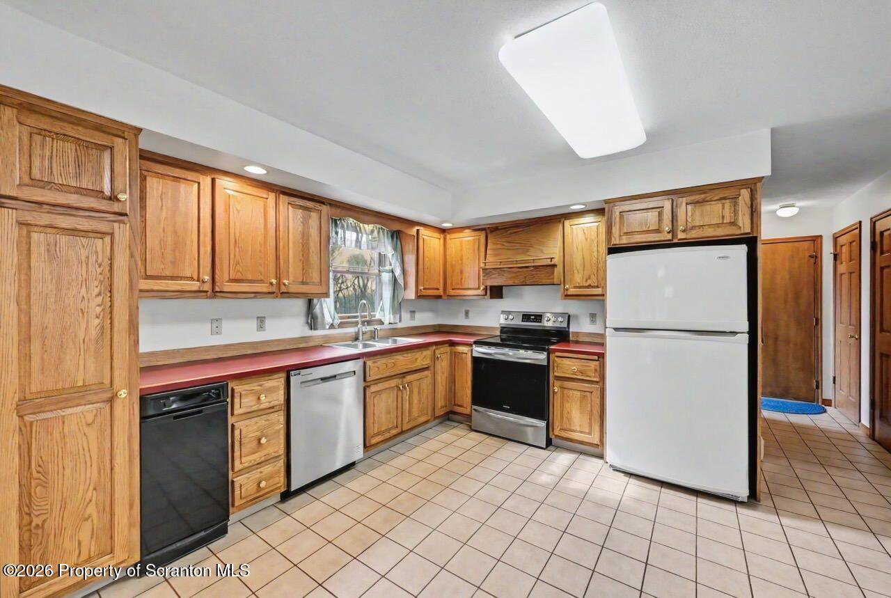 1240 Charles Road Lake Ariel, PA 18436 - Photo 18 of 74 1240 Charles Rd 18