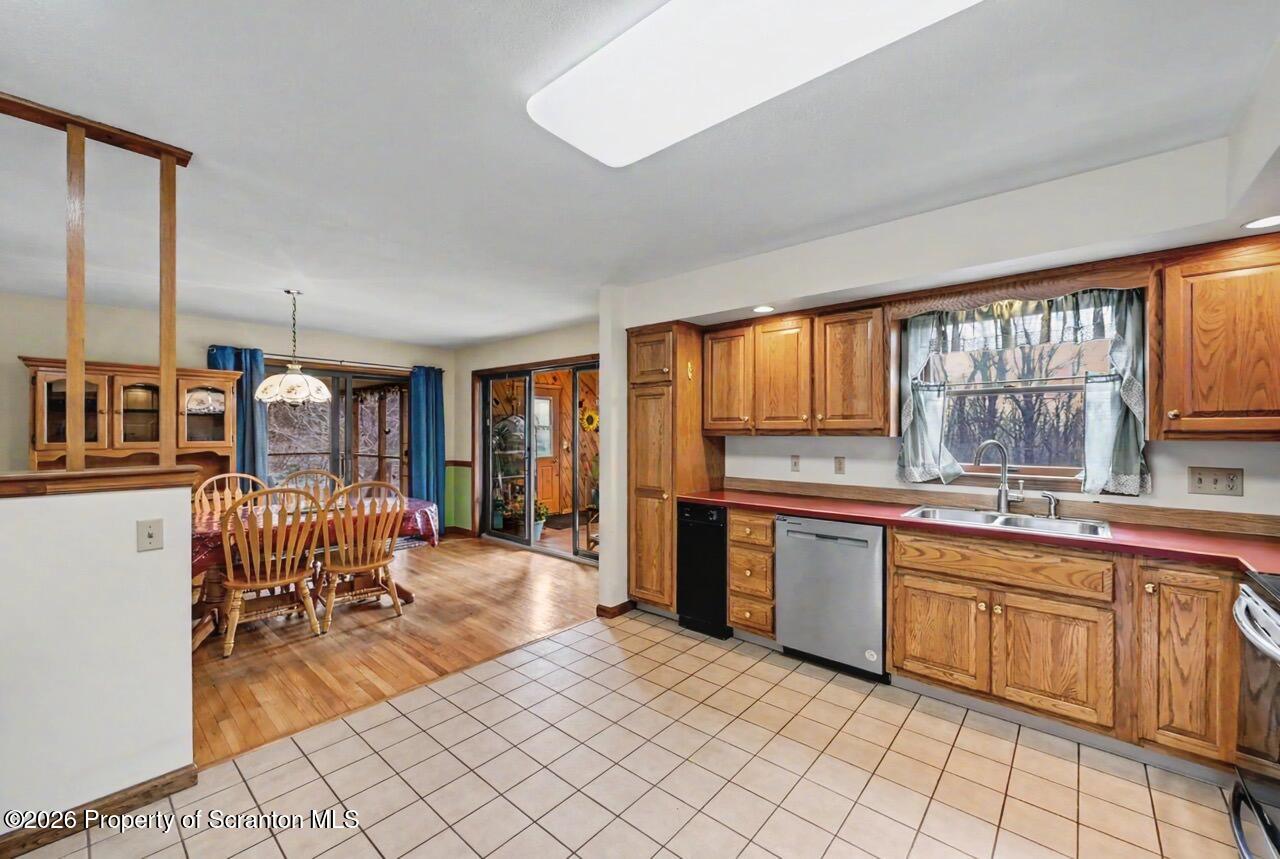 1240 Charles Road Lake Ariel, PA 18436 - Photo 19 of 74 1240 Charles Rd 19