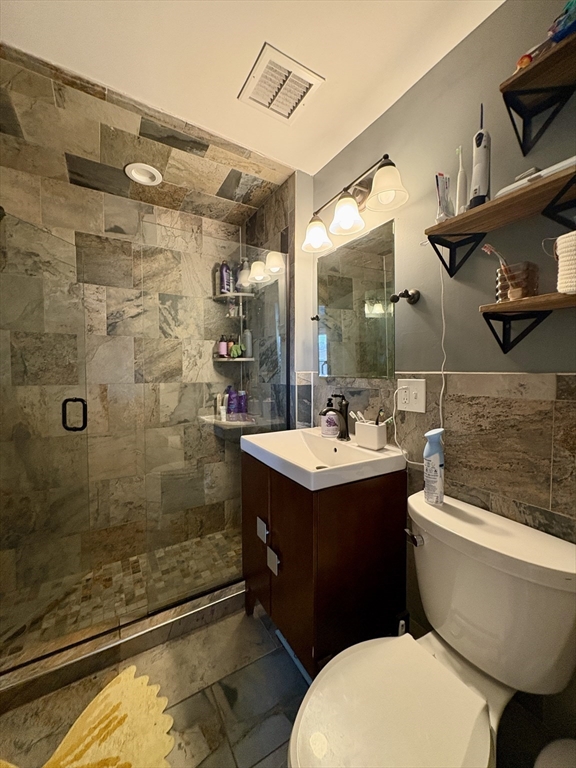 914 Beacon Street, Unit 4 Boston, MA 02215 - Photo 6 of 19