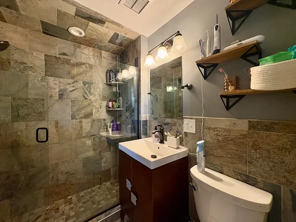 $4,750 | 914 Beacon Street, Unit 4, Boston, MA 02215