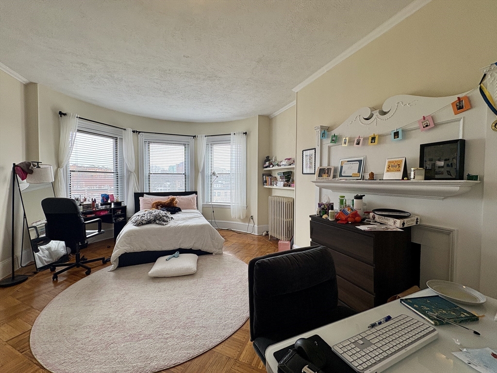 914 Beacon Street, Unit 4 Boston, MA 02215 - Photo 8 of 19